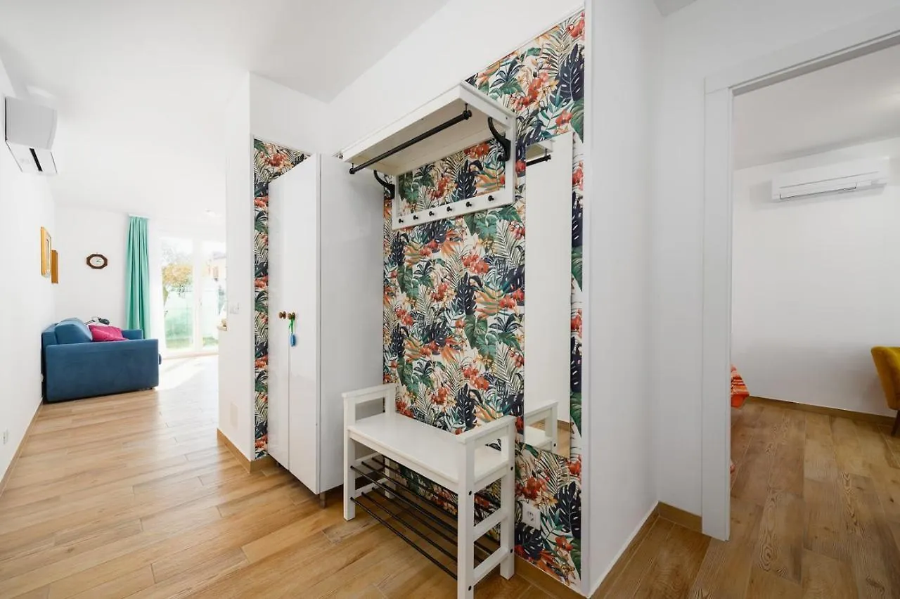 Guest house Andrea House With Apartments Umag
