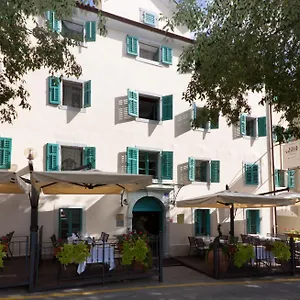 4* Hotel Boutique Vela Vrata