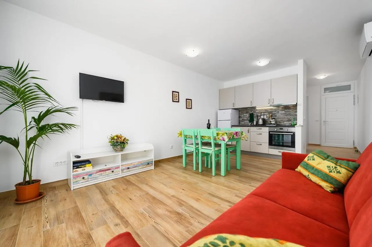 Guest house Andrea House With Apartments Umag Croatia